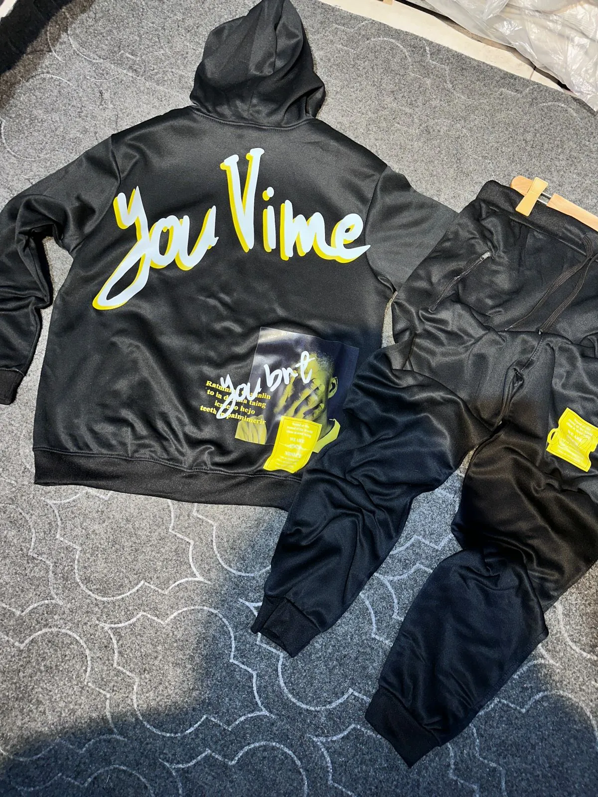 Premium Gym Wear Tracksuit – Comfort & Performance Combined!